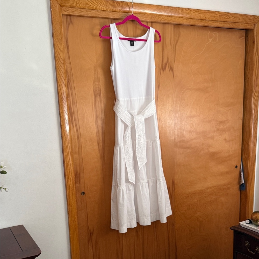 Tahari Sleeveless White Maxi Dress Size M $20